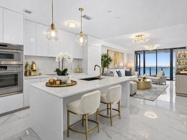 Apartment for sale in Miami, Florida