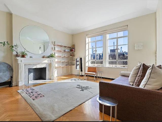 Apartment for sale in Arverne, New York