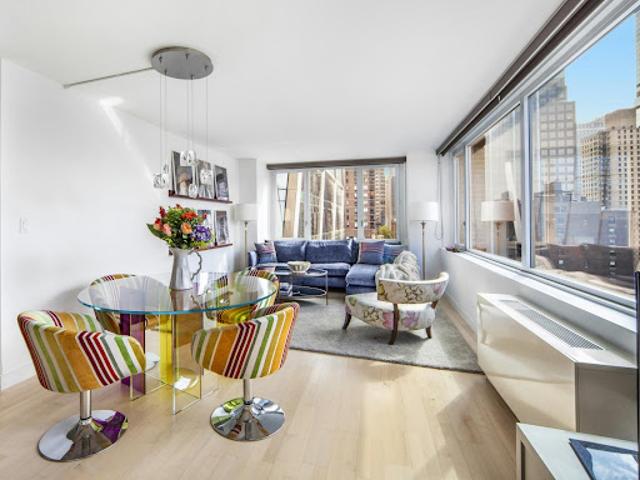 Apartment for sale in Arverne, New York