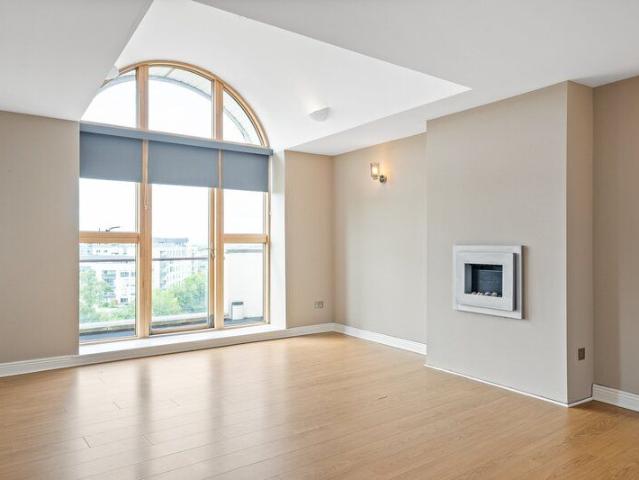 Apartment to rent in Bluebell, North Tipperary