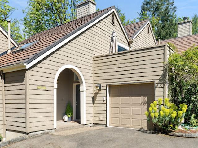 Apartment for sale in Portland