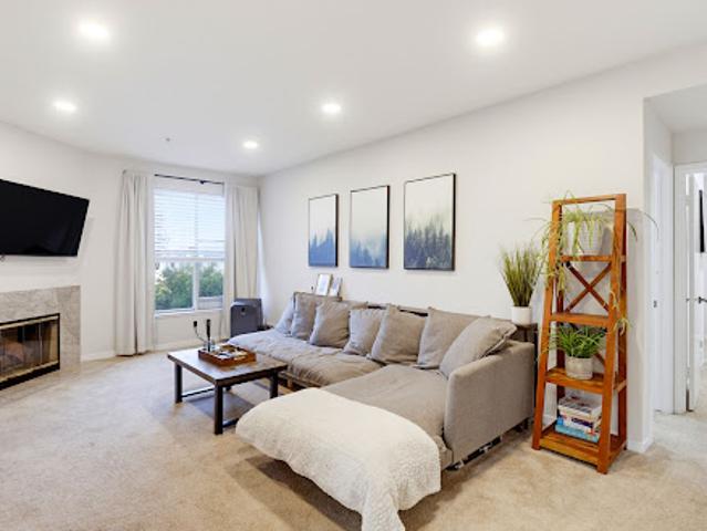Apartment for sale in San Mateo, San Mateo County