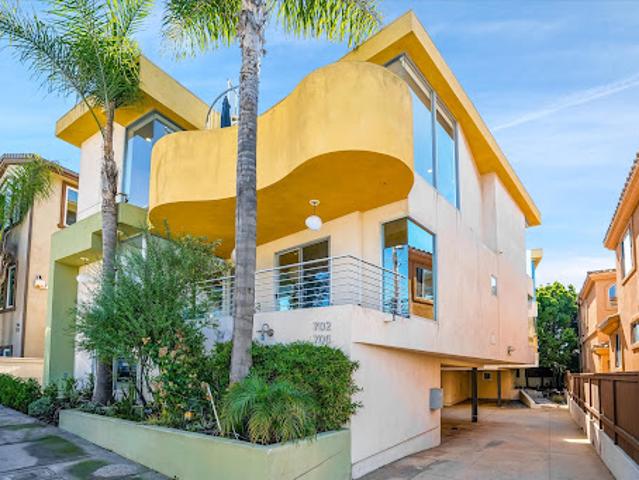 Apartment for sale in Hermosa Beach, California