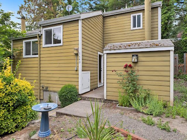 Apartment for sale in Oregonia