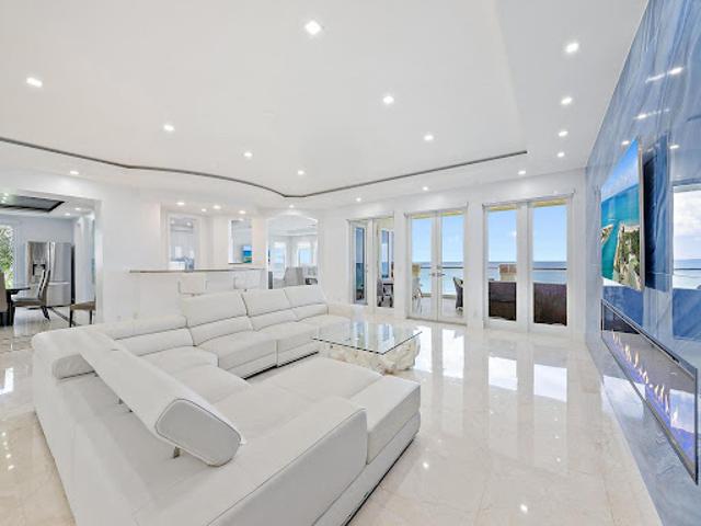 Apartment for sale in Boca Raton, Florida