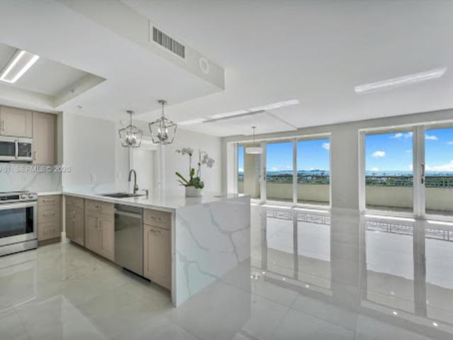 Apartment for sale in Miami, Florida