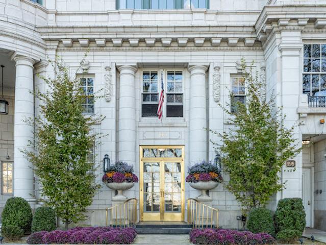 Apartment for sale in Chicago Park, Illinois