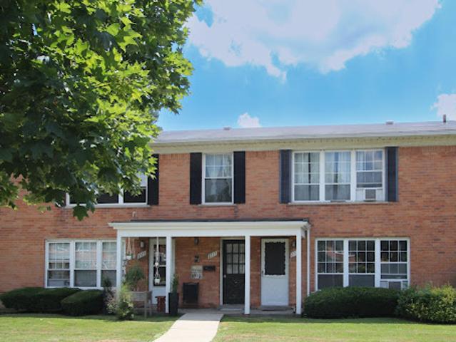 Apartment for sale in Royal Oak