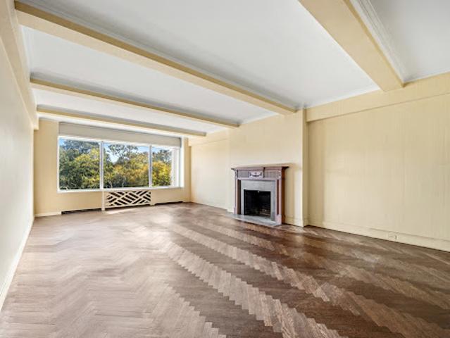 Apartment for sale in Arverne, New York
