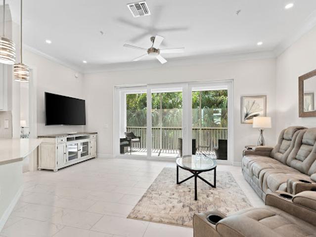 Apartment for sale in Naples, Florida