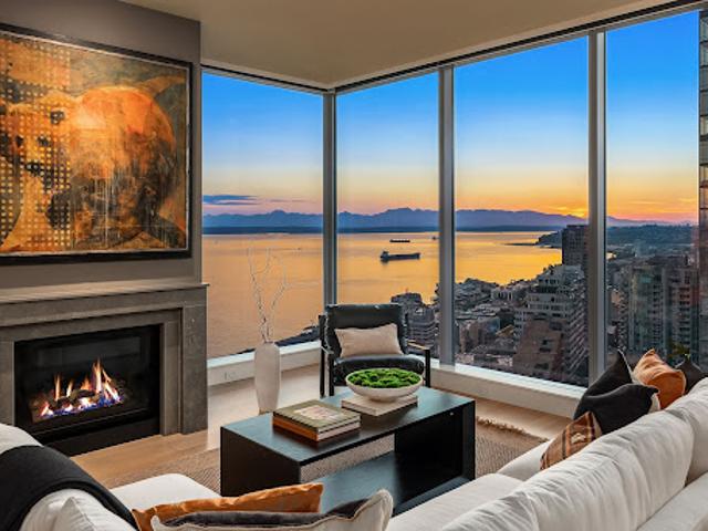 Apartment for sale in Seattle