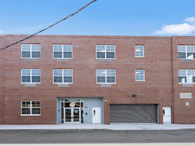 Apartment for rent in Clifton