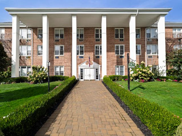 Apartment for sale in Village of Rockville Centre, Nassau County
