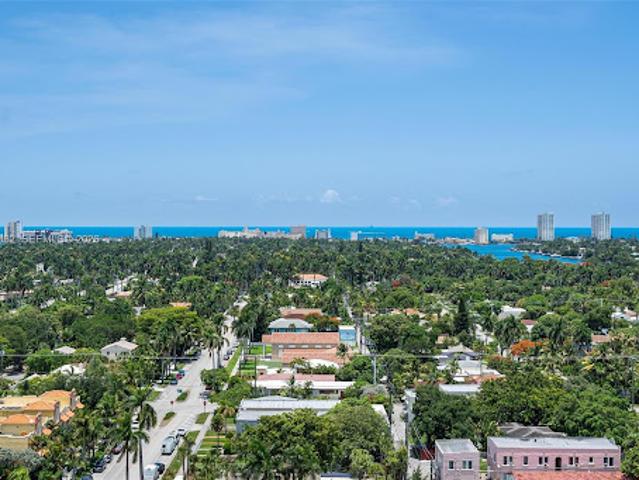 Apartment for sale in Hollywood, Florida