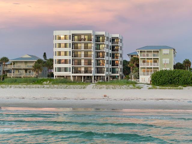 Apartment for sale in Indian Rocks Beach, Florida