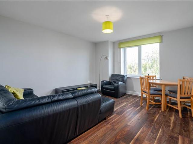 Apartment to rent in Bluebell, Dublin