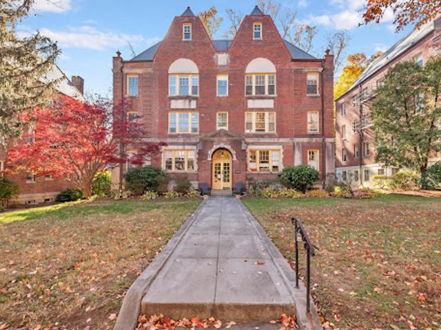Apartment for sale in Washington, Washington DC