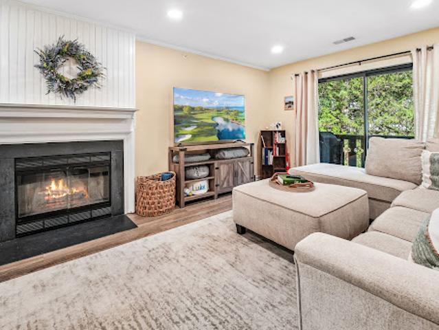 Apartment for sale in Mahwah, New Jersey