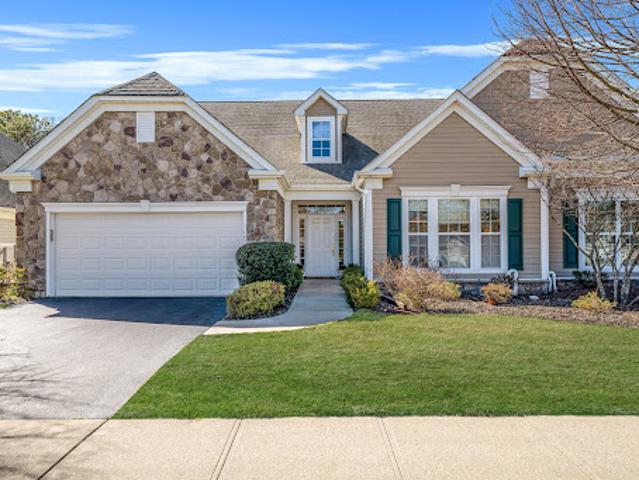 Apartment for sale in Westhampton