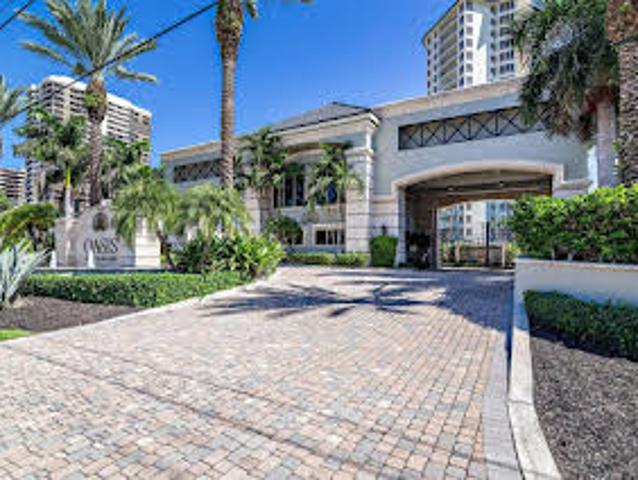 Apartment for sale in Riviera Beach