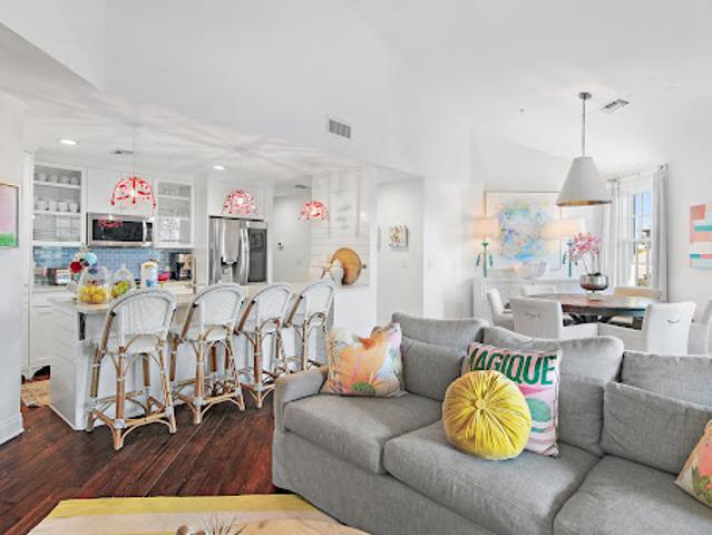 Apartment for sale in Walton, Florida