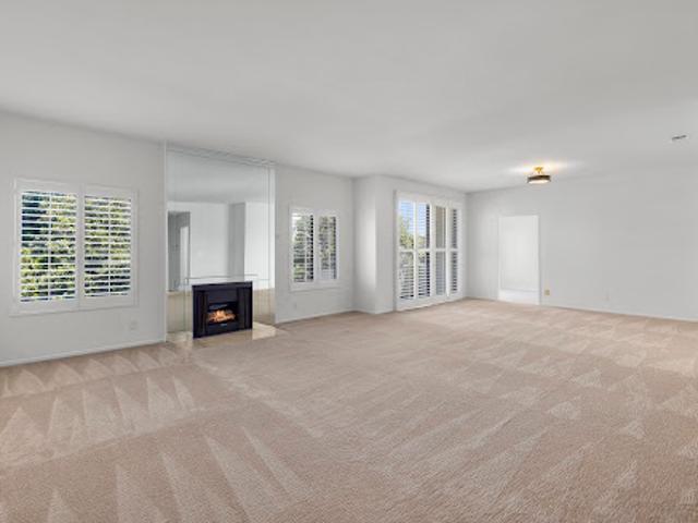 Apartment for sale in Los Angeles