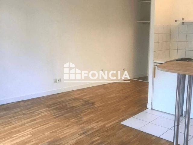 Studio location à Saint-Germain-en-Laye