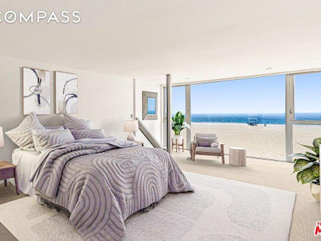 Apartment for sale in Canoga Park, California