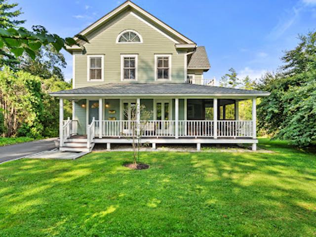 Apartment for sale in Berkshire, Massachusetts