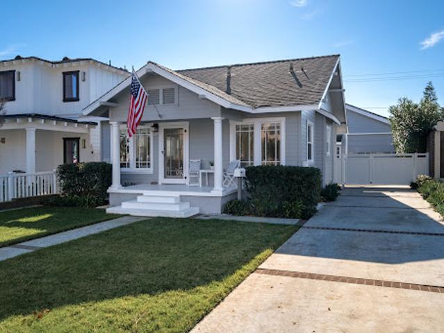 Apartment for sale in Redondo Beach, California