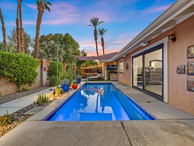 Apartment for sale in Palm Desert, California