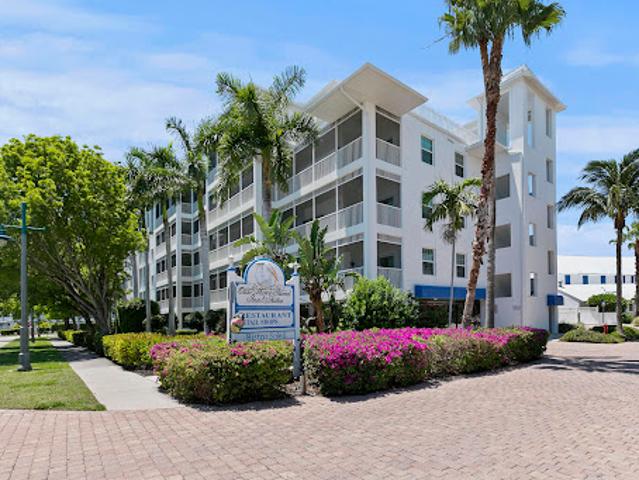 Apartment for sale in Marco Island, Florida