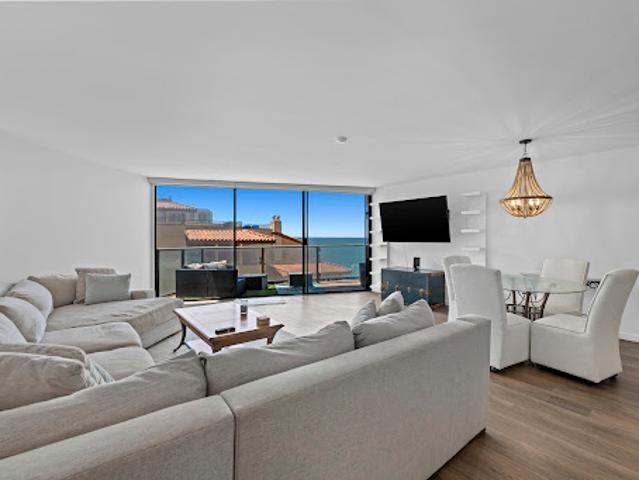 Apartment for rent in Redondo Beach