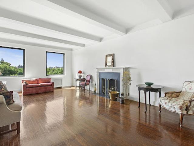 Apartment for sale in Arverne, New York