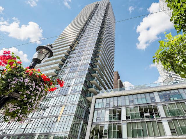 Apartment for sale in Woburn, Ontario