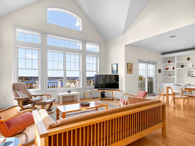 Apartment for sale in Tiverton Apartment for sale in Tiverton