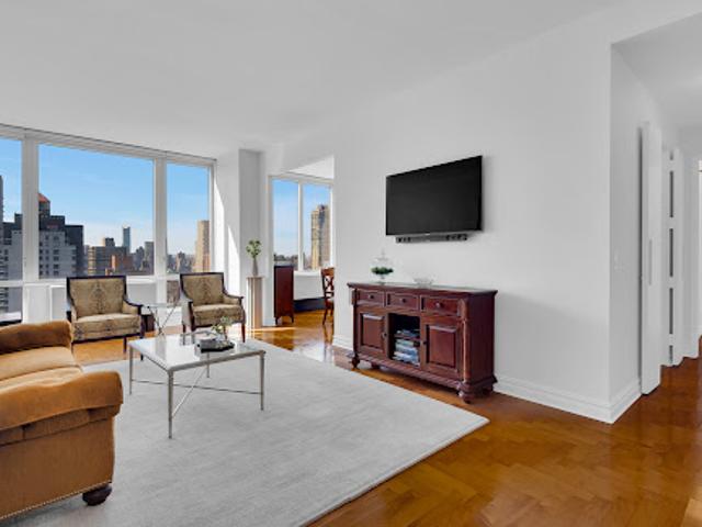 Apartment for sale in Arverne, New York