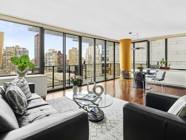 Apartment for sale in New York, Arverne