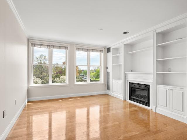 Apartment for sale in Boston, Massachusetts