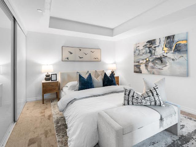 Apartment for sale in Woburn, Ontario