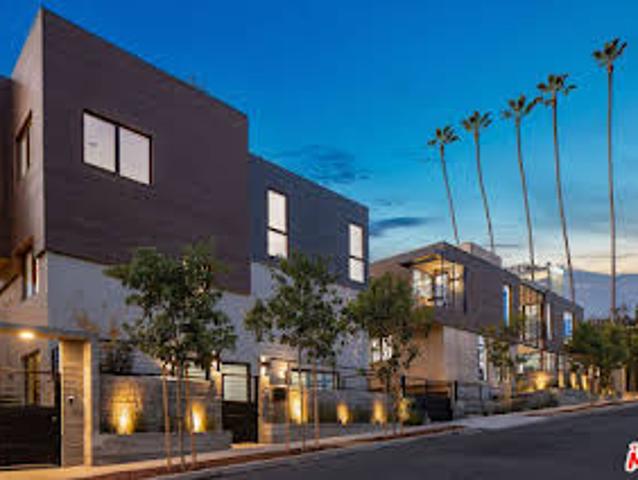 Apartment for sale in West Hollywood