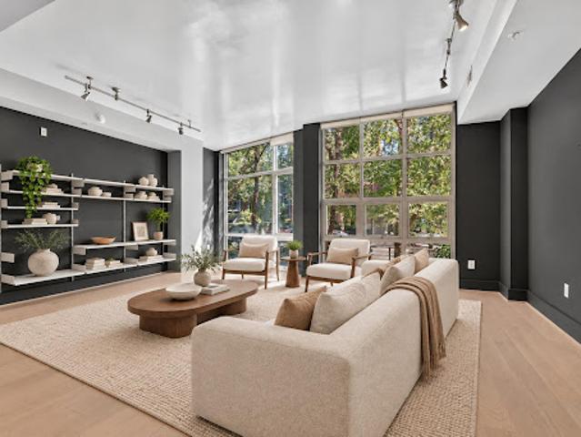 Apartment for sale in Washington