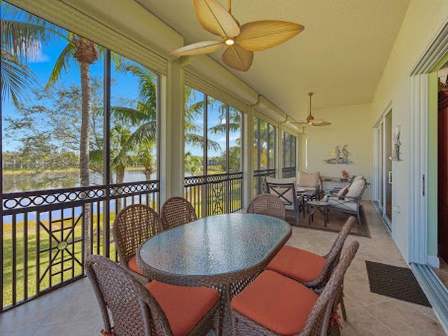 Apartment for sale in Naples, Florida