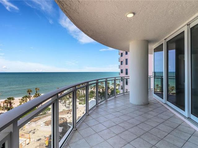 Apartment for sale in Naples, Florida