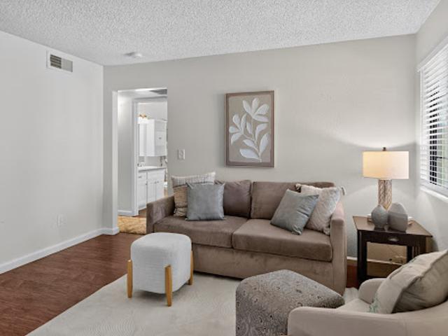 Apartment for sale in Carmichael, California