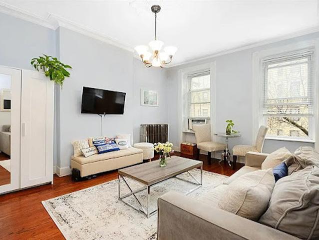 Apartment for sale in Hudson, New Jersey