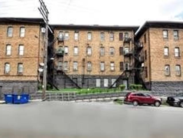 Apartment for sale in Pittsburg, Pennsylvania