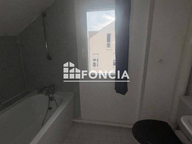 Studio location à Meulan-en-Yvelines, Yvelines