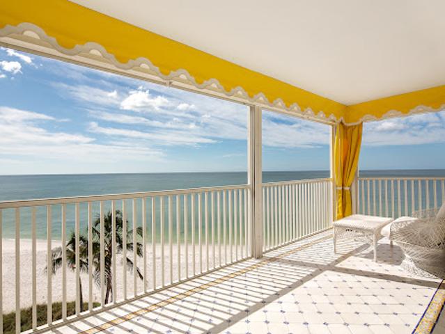 Apartment for sale in Naples, Florida