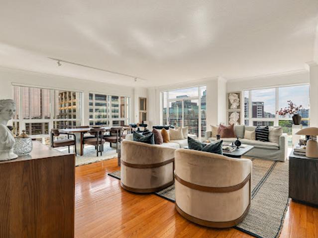 Apartment for sale in Woburn, Ontario